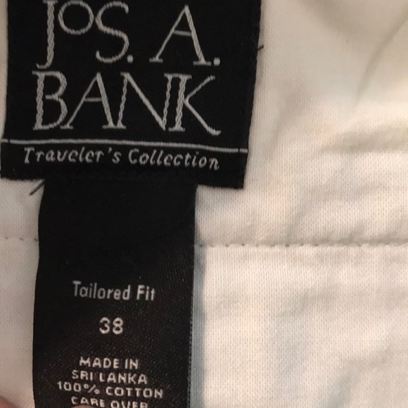 Jos A Bank Traveler’s Collection Shorts - Picture 4 of 5